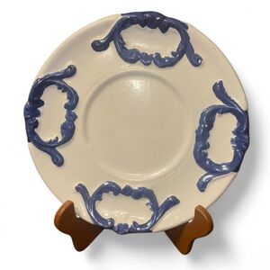 Vintage Ceramic Plate – Blue & White – 9”